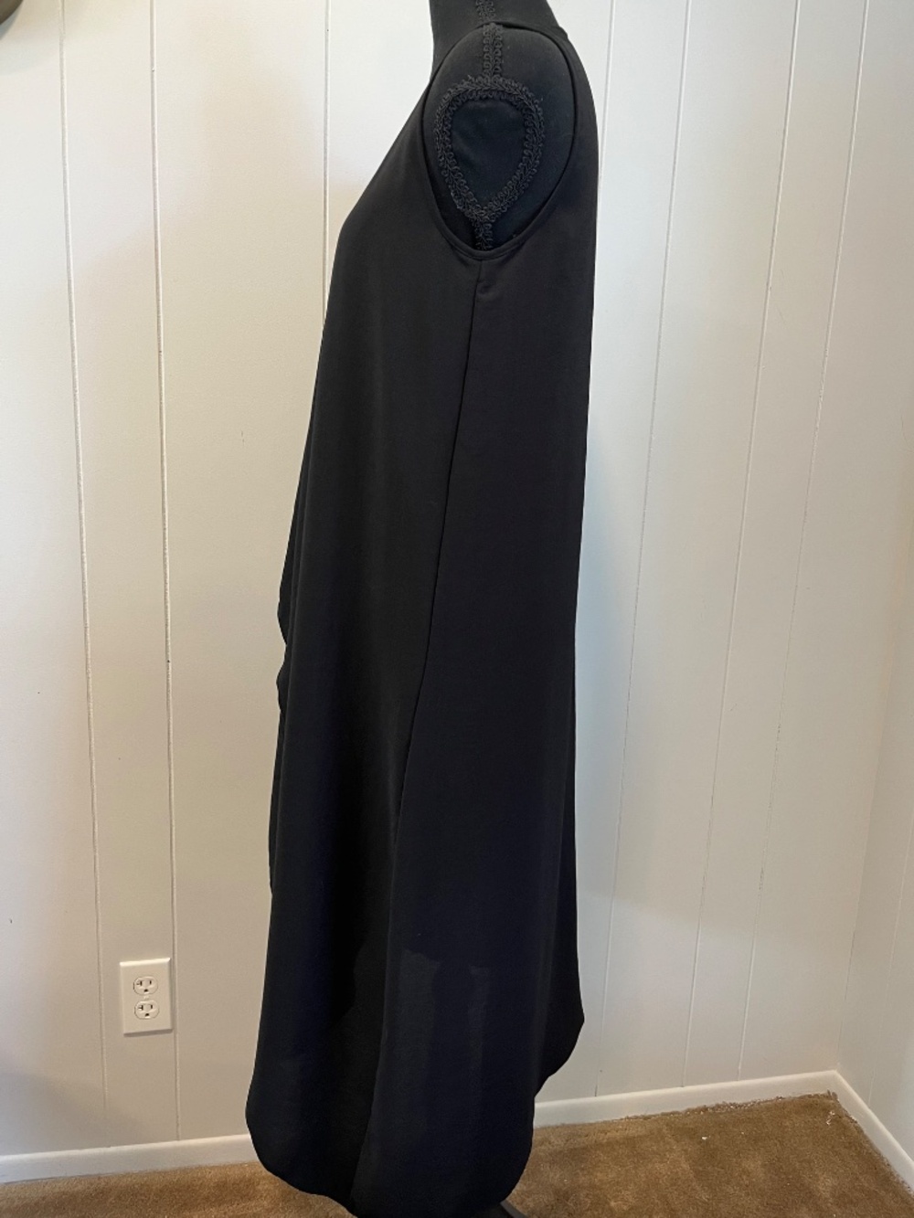 WHBM Asymmetrical Hem Black Dress Sleeveless V-Neck Drape Ruffle sz 4 - Picture 3 of 14